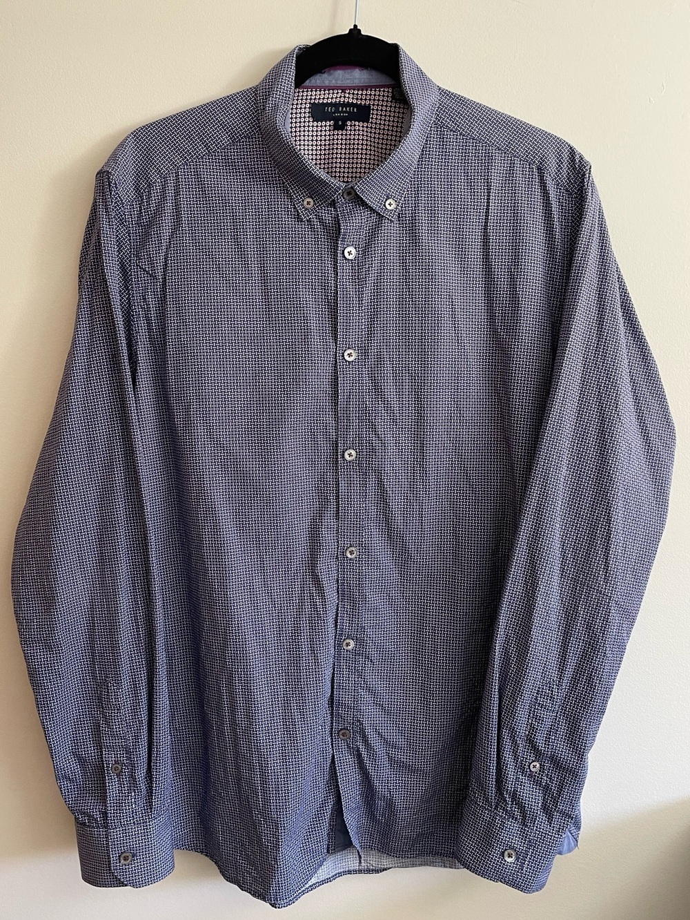 TED BAKER- men’s size 5 Button-down collar dress shirt